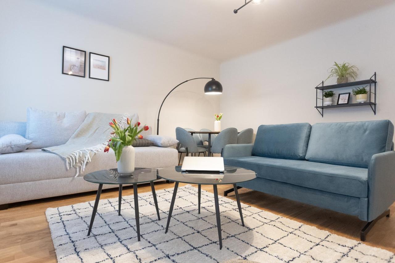 וינה Chic 1-Bed Apt By Canal Walk To Historic Centre מראה חיצוני תמונה